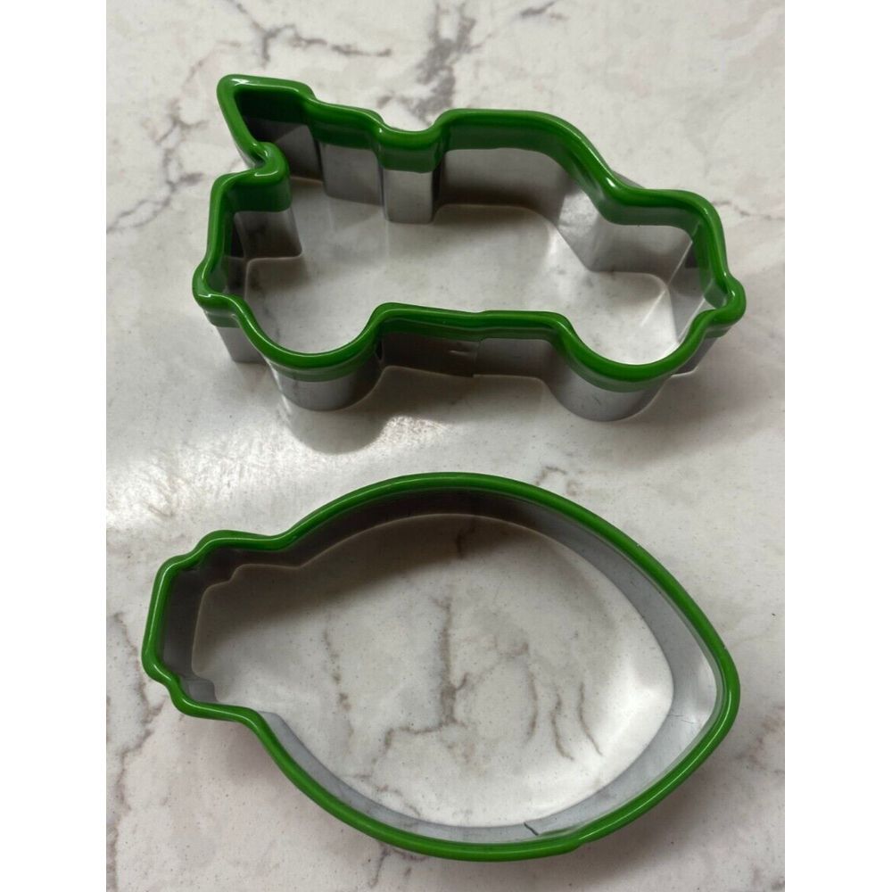 Christmas Cookie Cutters STIR Bulb & Farm Trucker PVC Edge Home Baking‎ Pair 3"